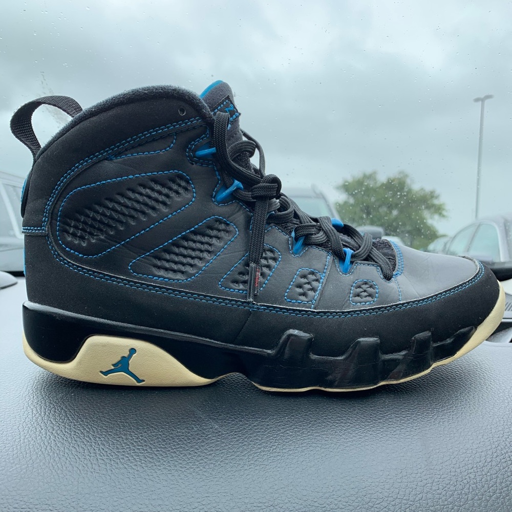 Photo blue air Jordan nines